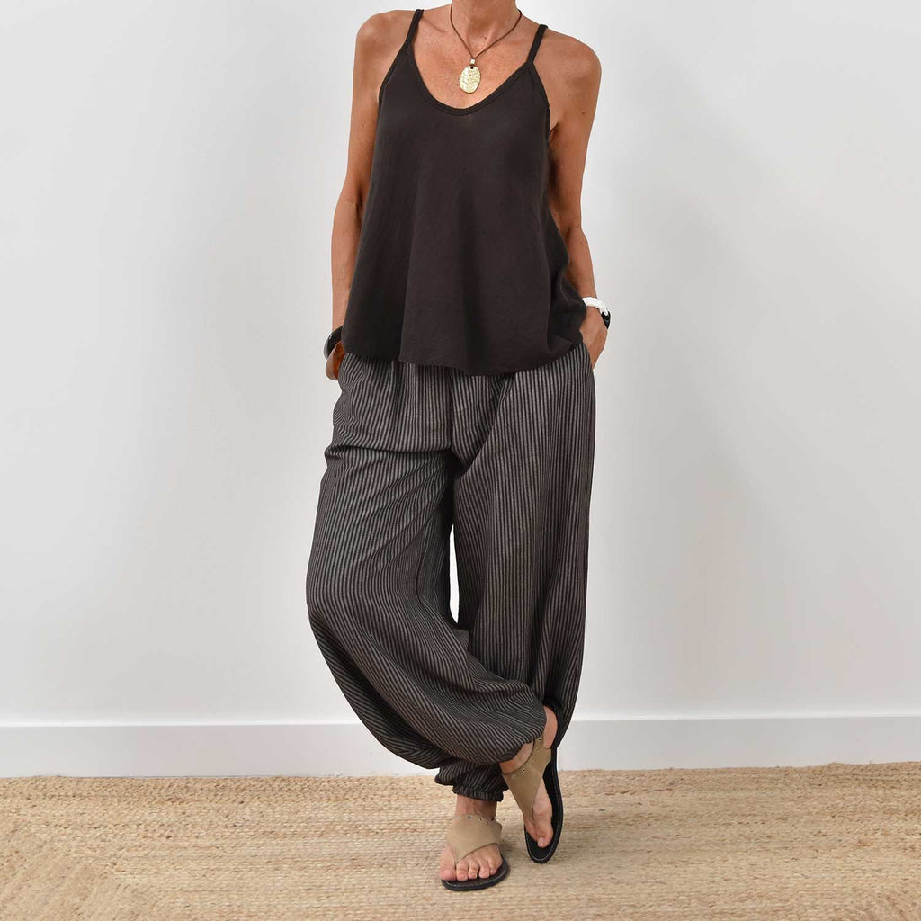 Pantalón bombacho rayas marrón