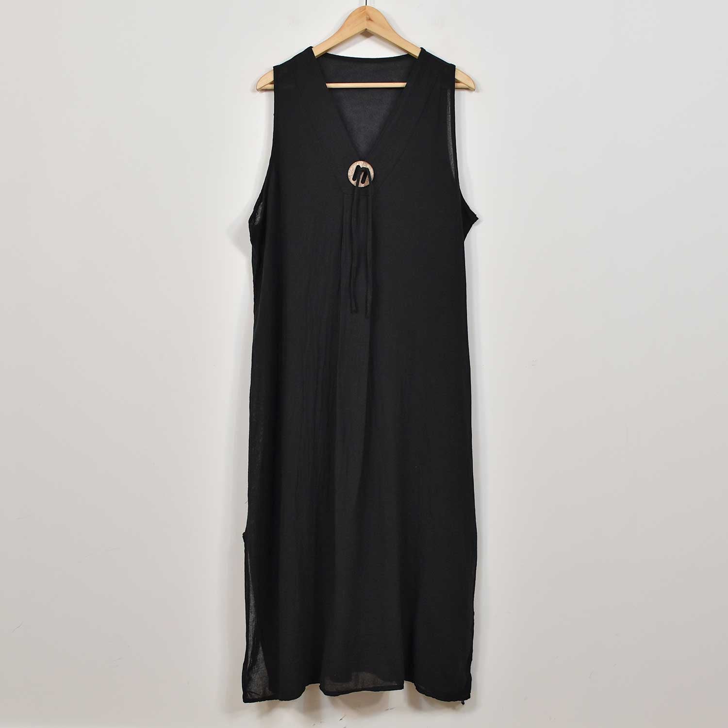 Vestido detalle madera negro