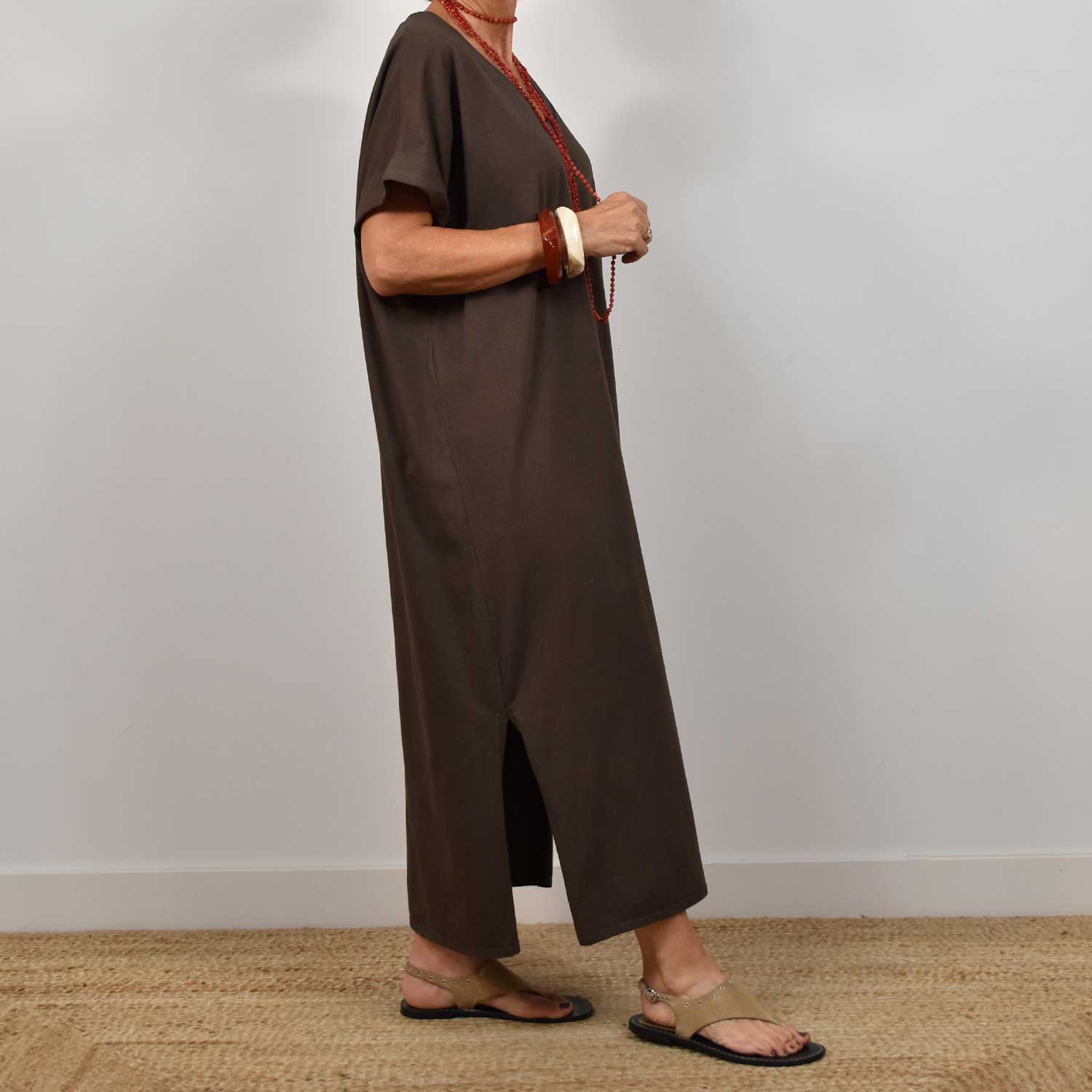 Vestido camiseta marrón