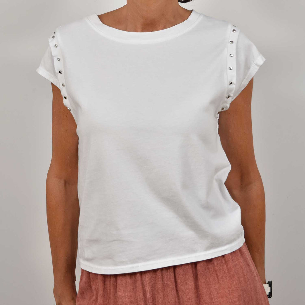 Camiseta tachas blanca