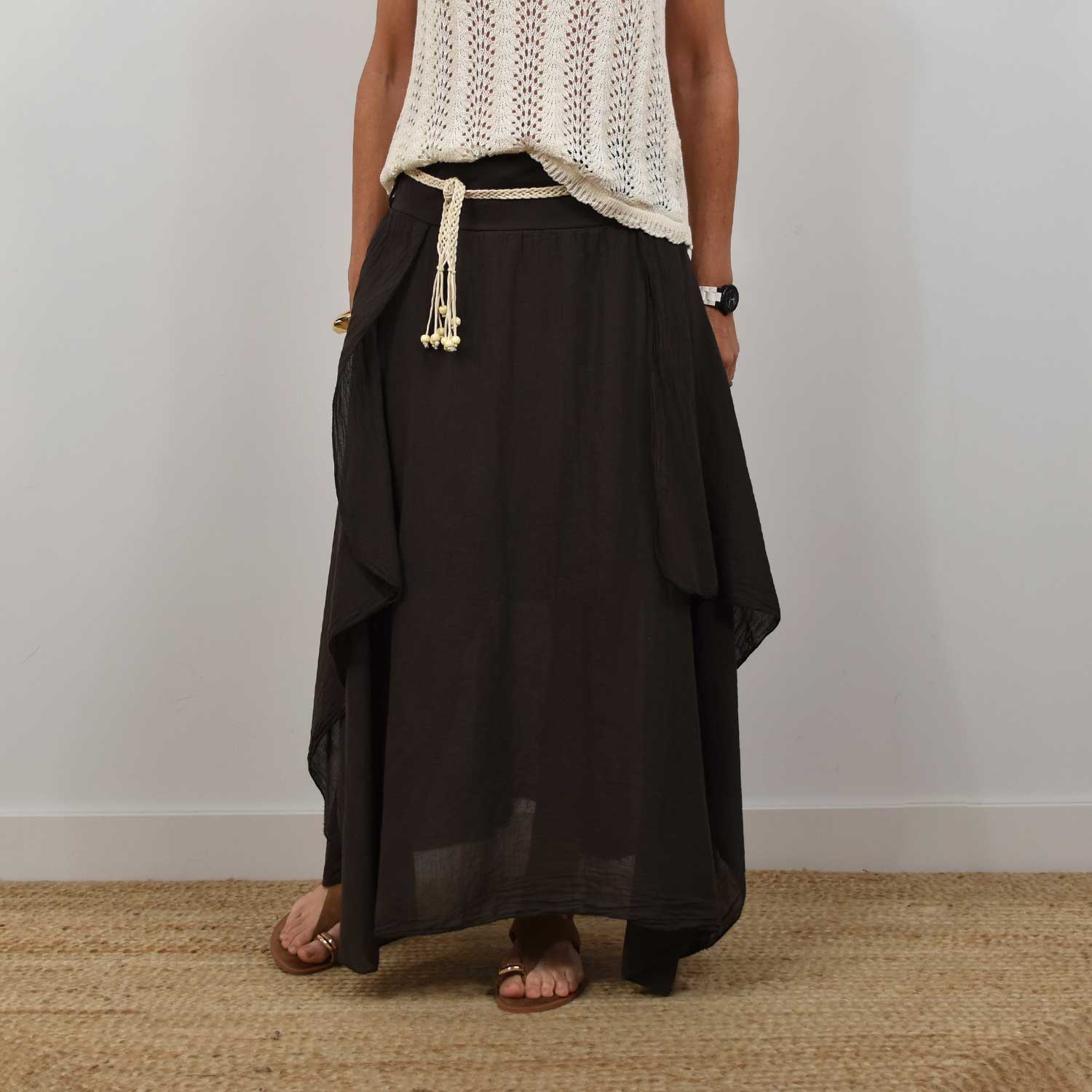 Falda capas marrón
