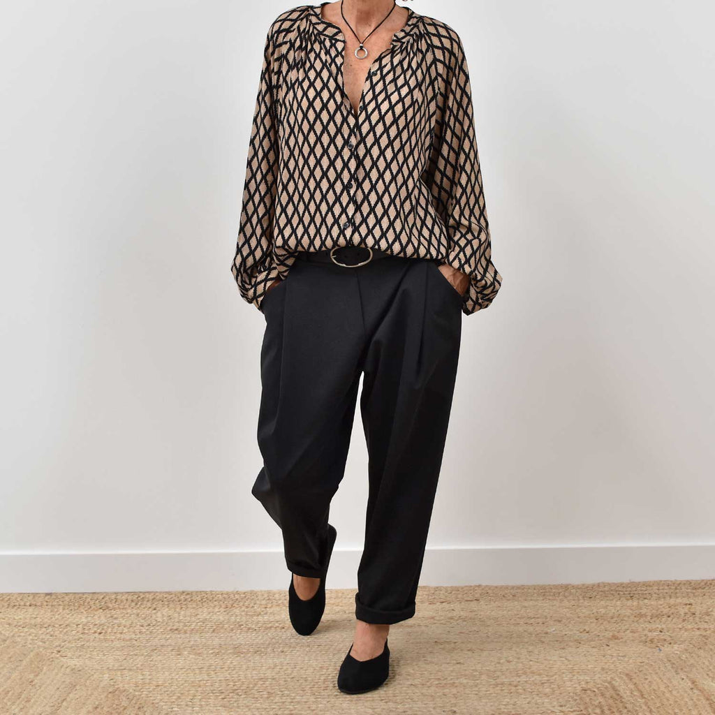 Camisa mao estampada marrón