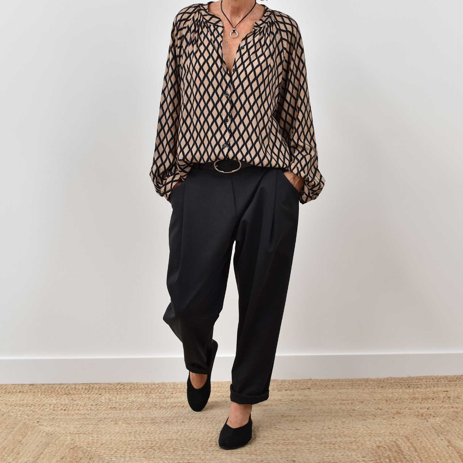 Camisa mao estampada marrón