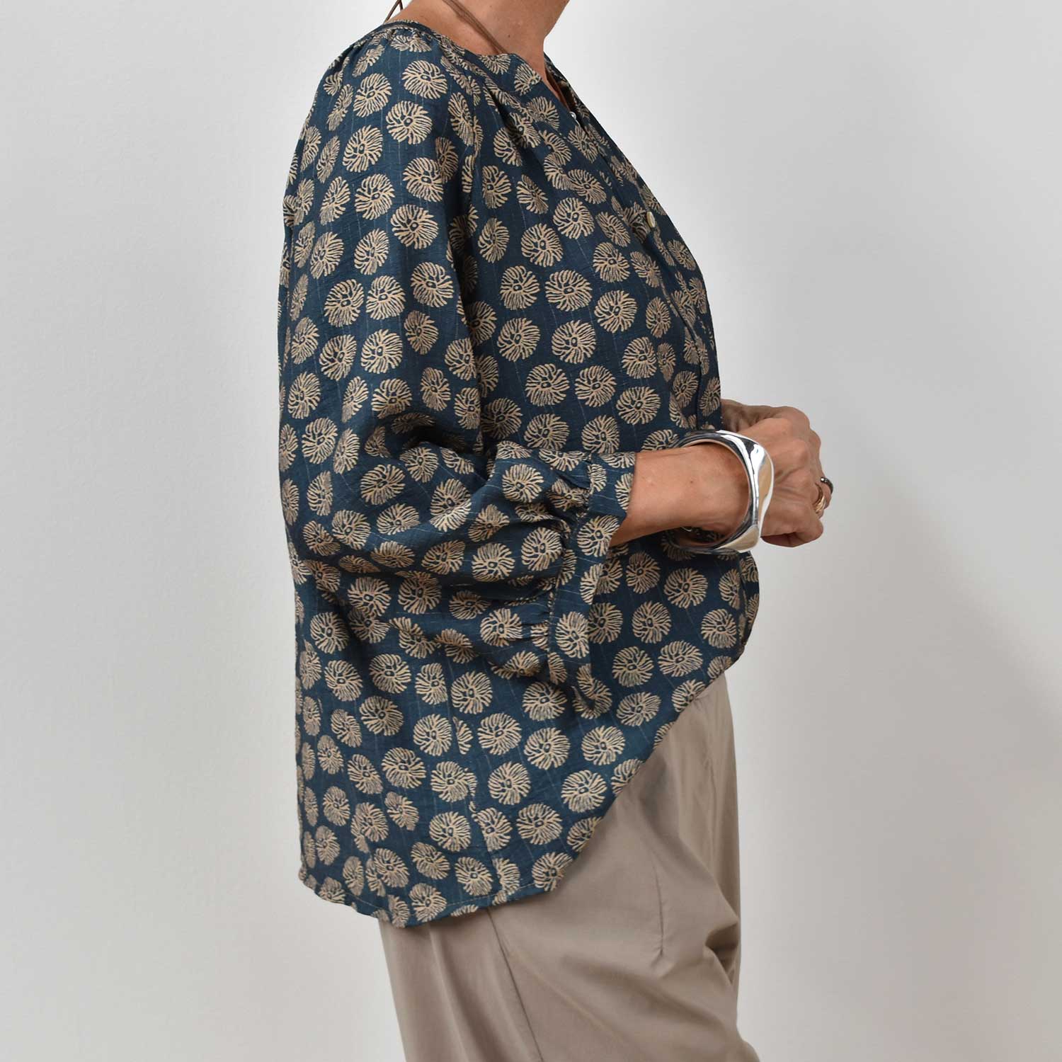 Camisa manga estampada azul