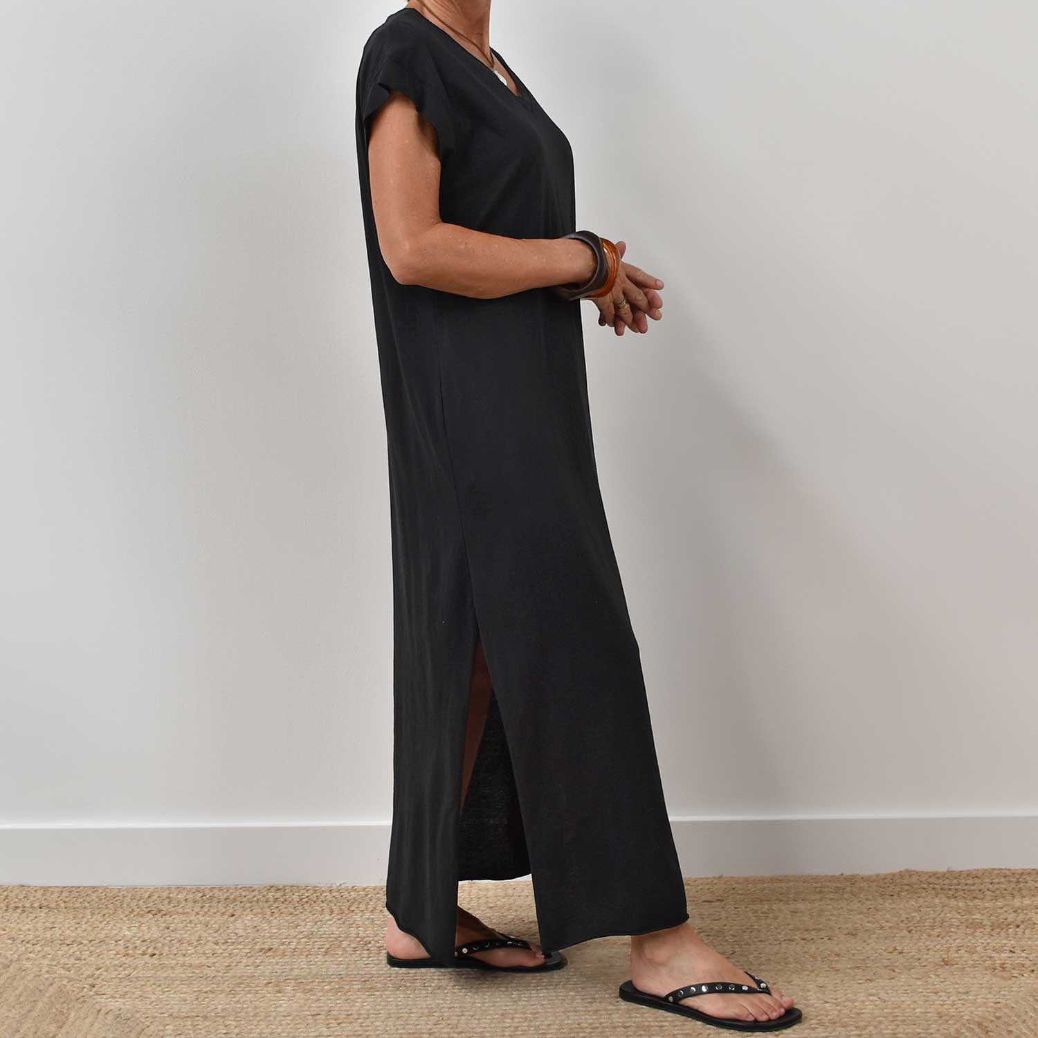 Vestido algodón pico negro