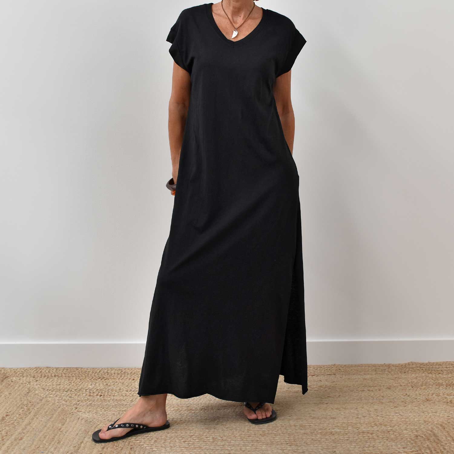 Vestido algodón pico negro