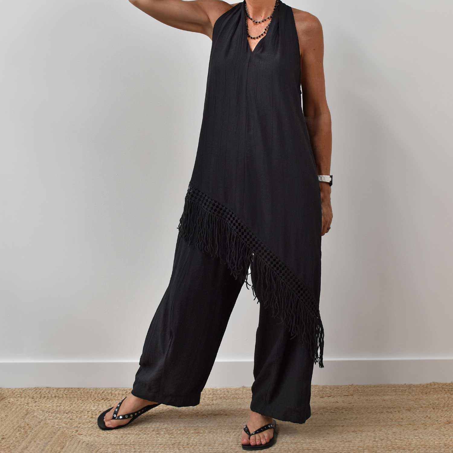 Total look fleco negro