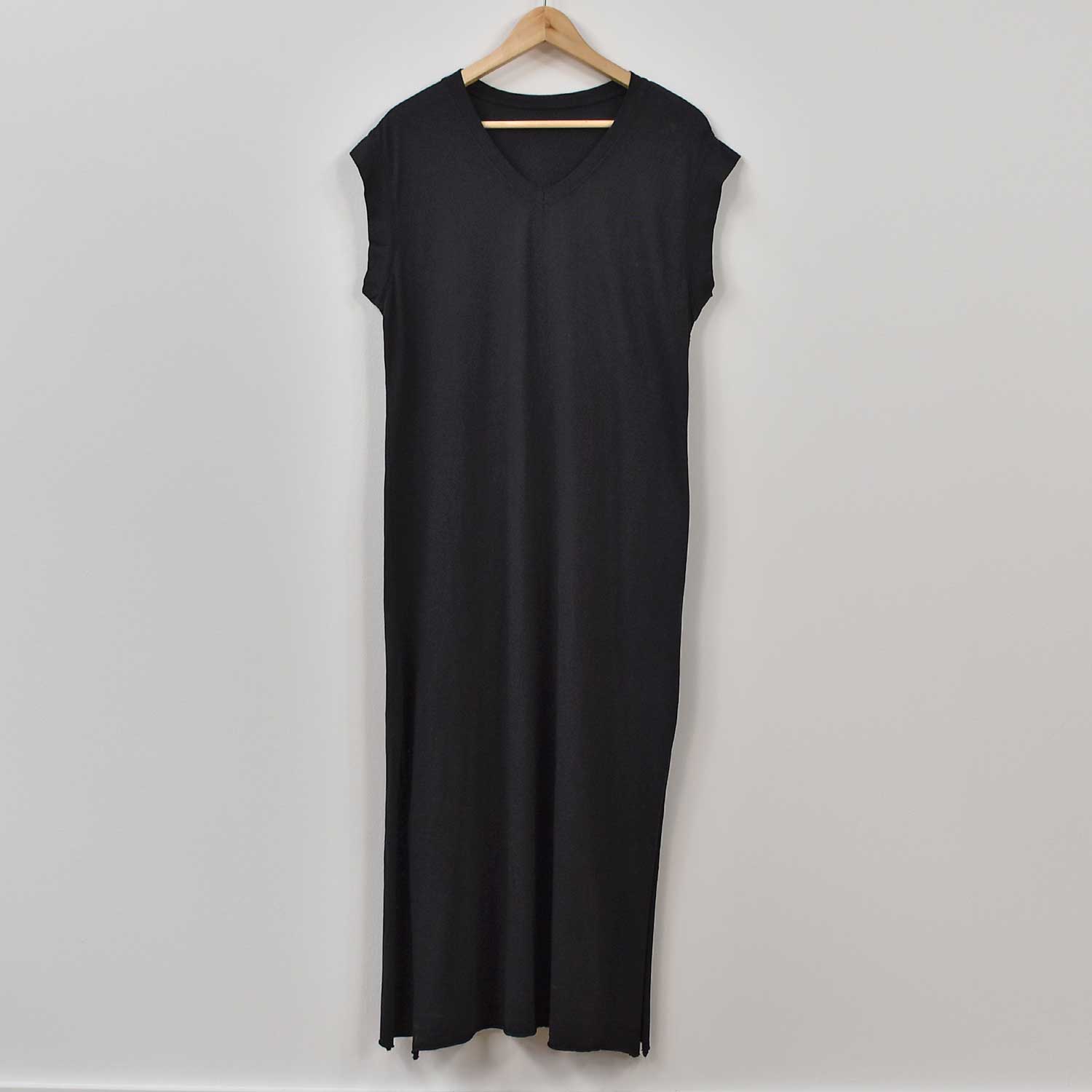 Vestido algodón pico negro