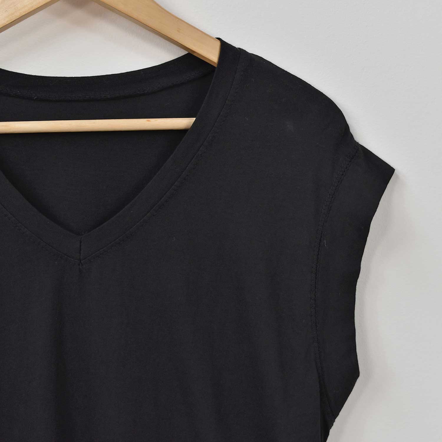 Vestido algodón pico negro
