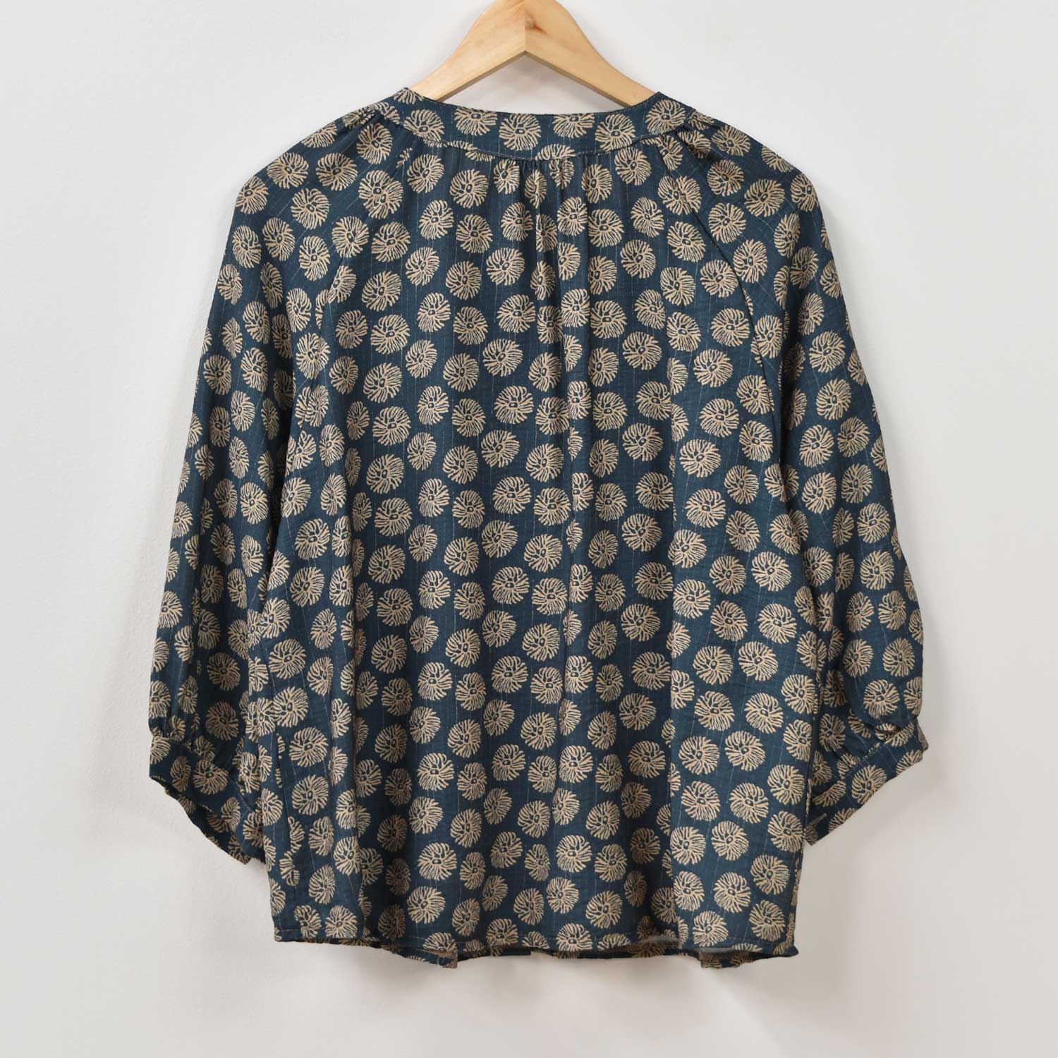 Camisa manga estampada azul