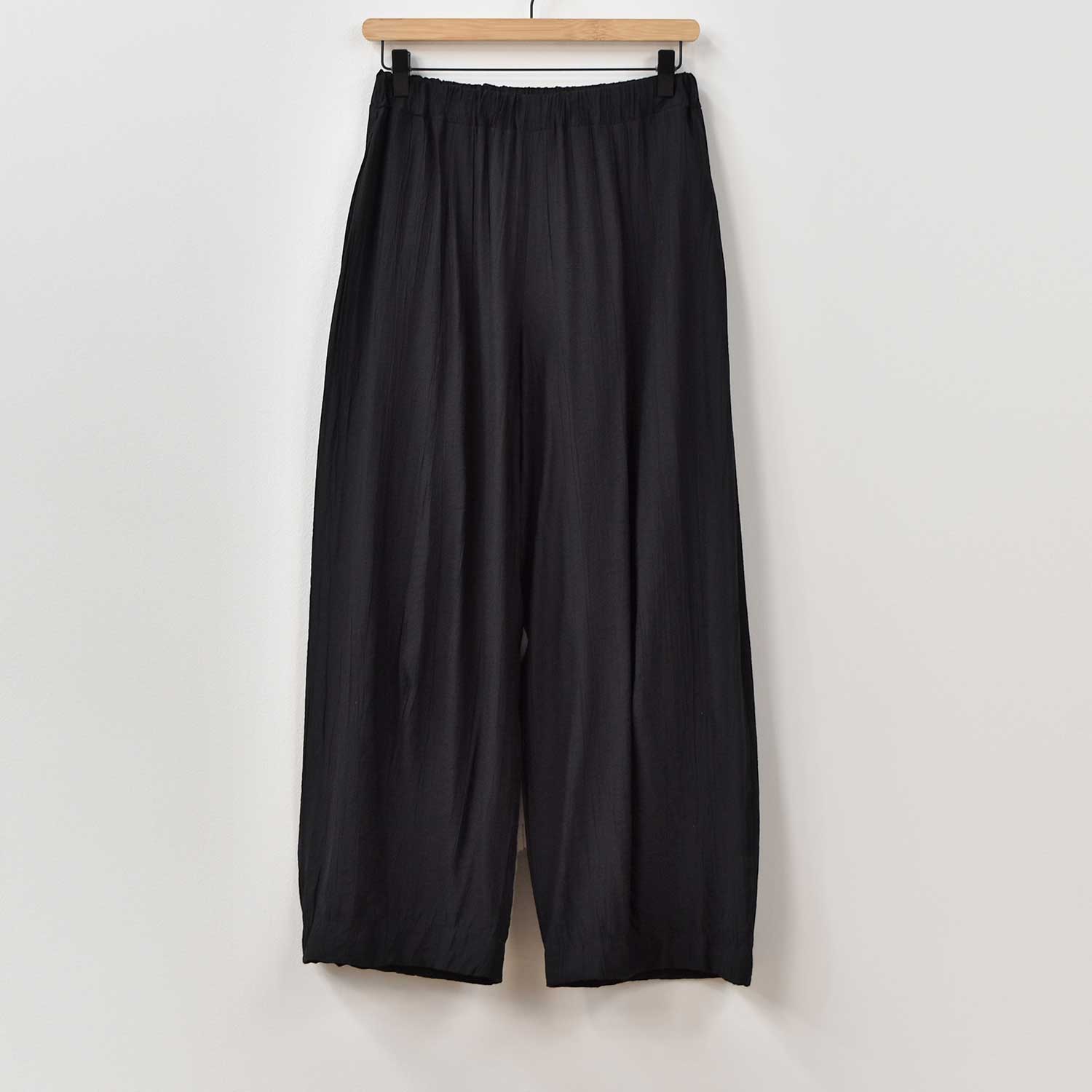 Total look fleco negro