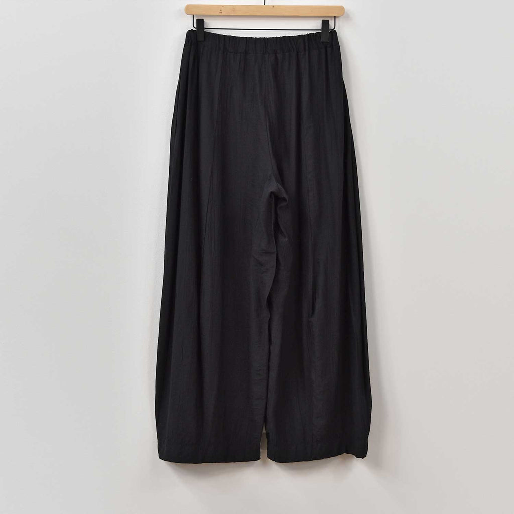 Total look fleco negro