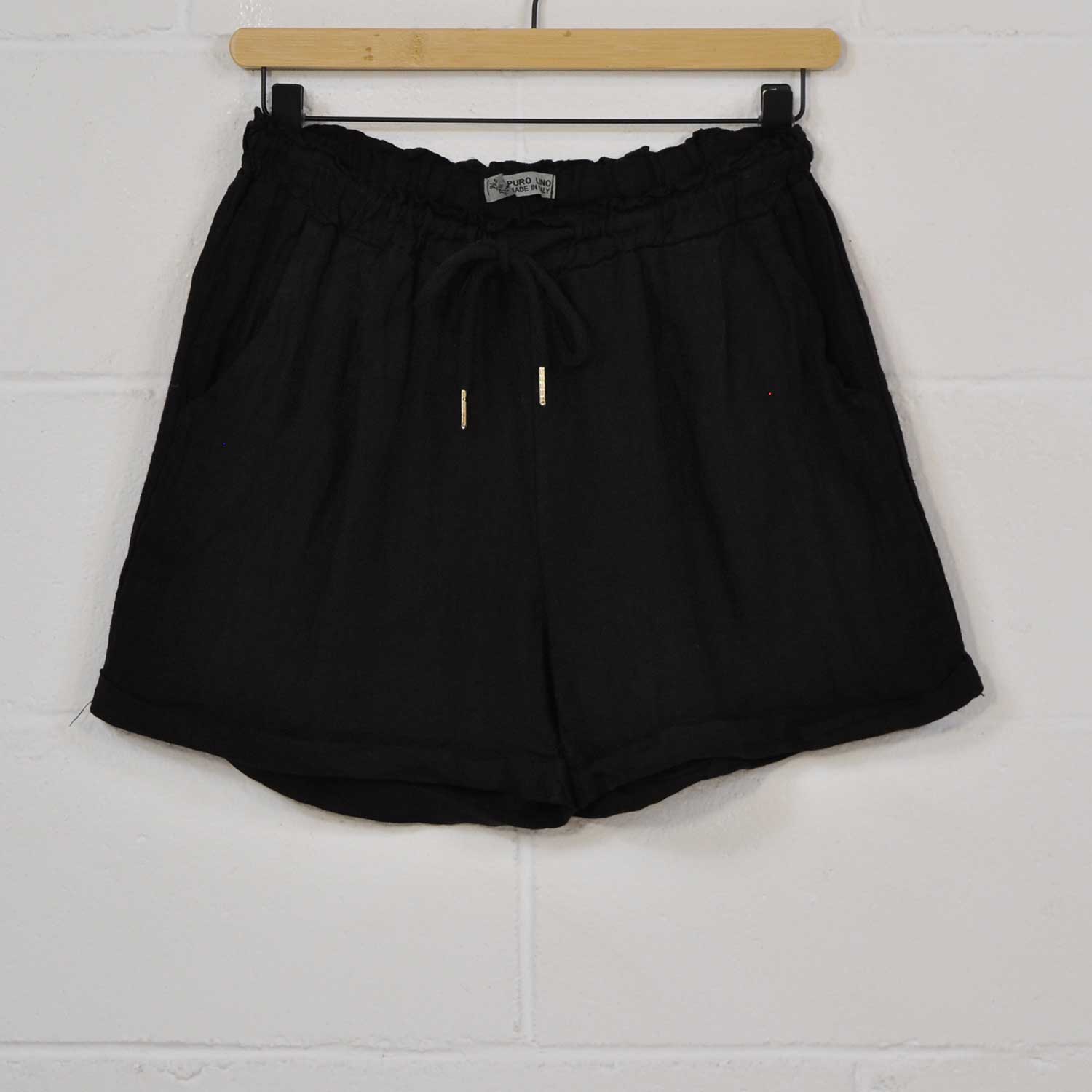 Short lino corto negro
