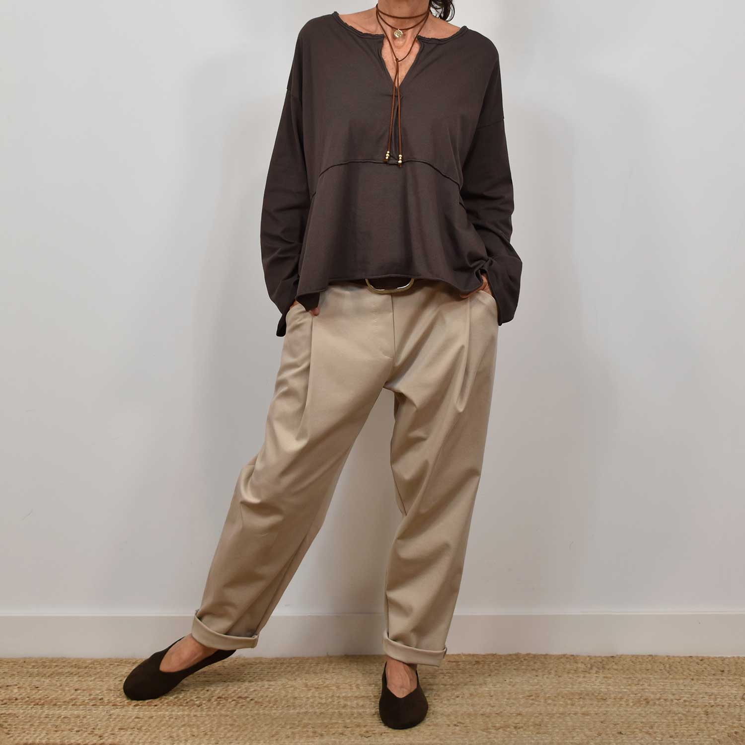 Pantalón baggy elástico beige