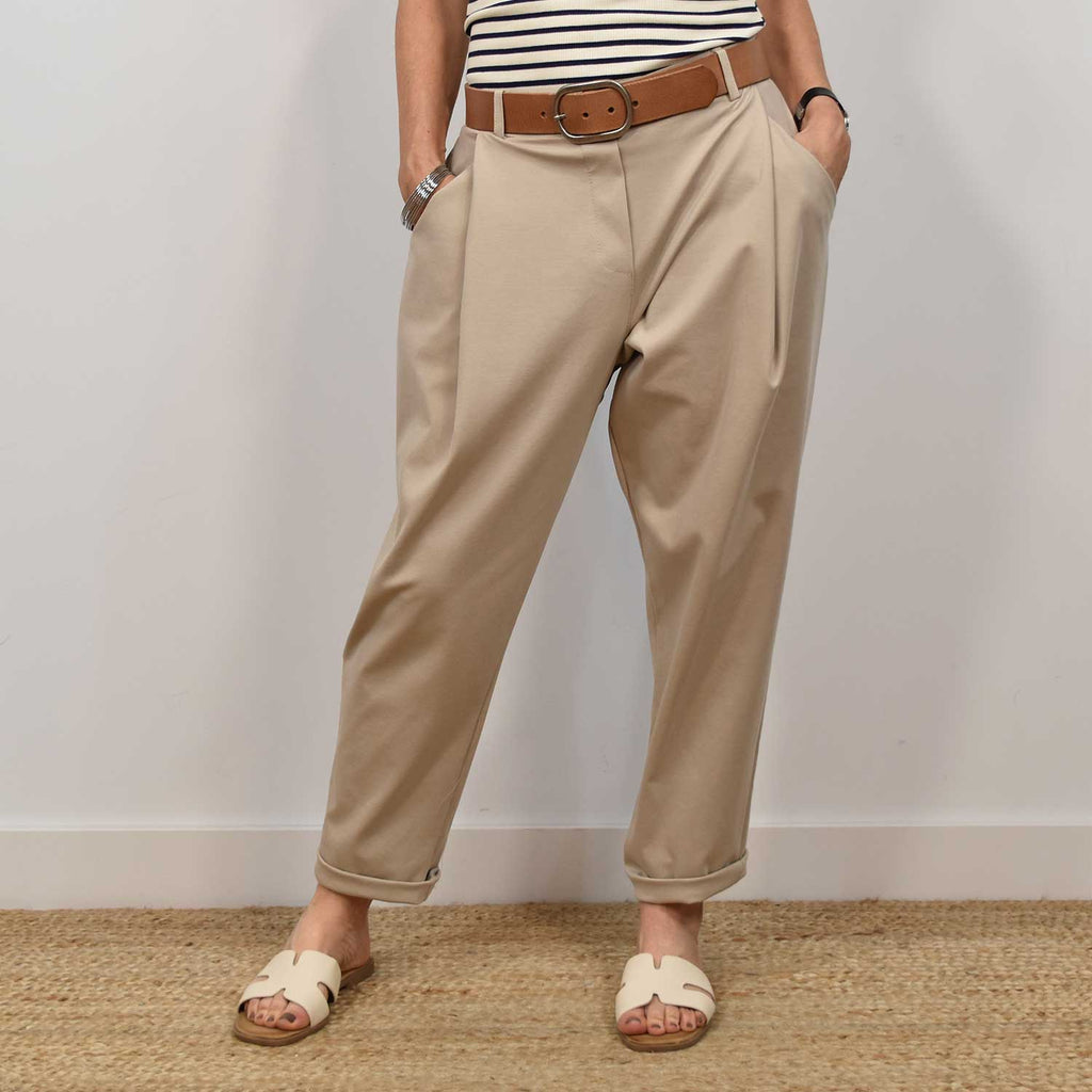 Pantalón baggy elástico beige
