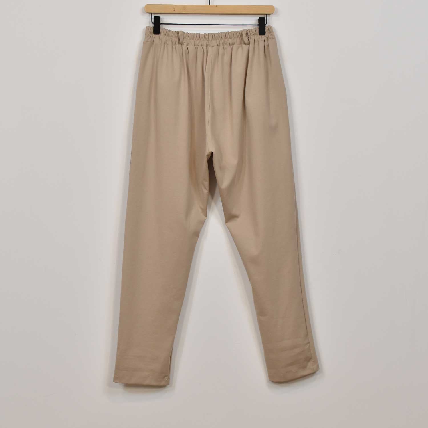 Pantalón baggy elástico beige